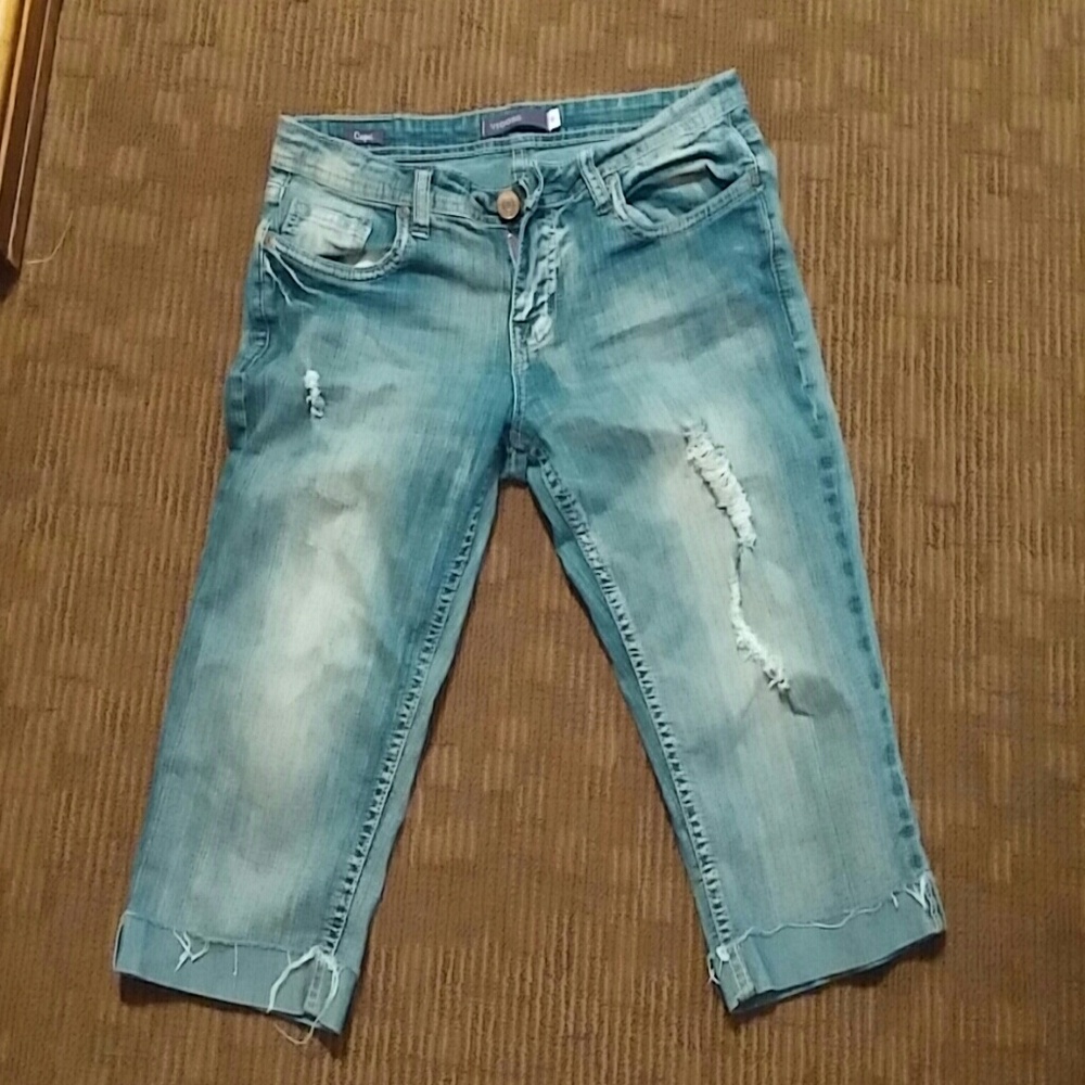 Jean capri shorts